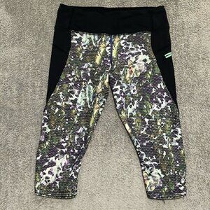 EC Lululemon Speed Crop Floral Sport White Multi Black Size 8